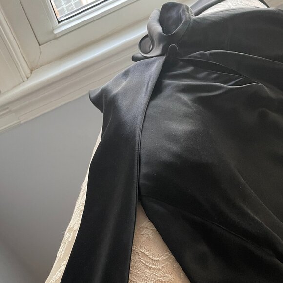 Black silk blouse, timeless - Picture 13 of 14